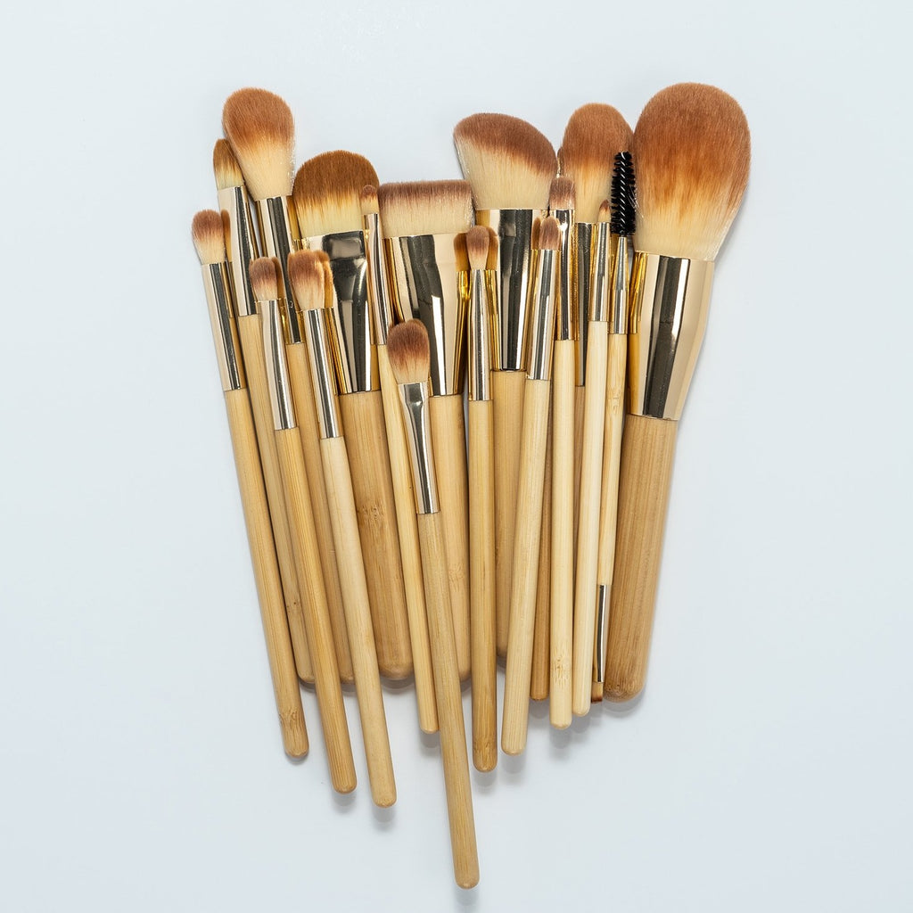 18pc Bamboo Makeup brush Set - Beauty we sell 
